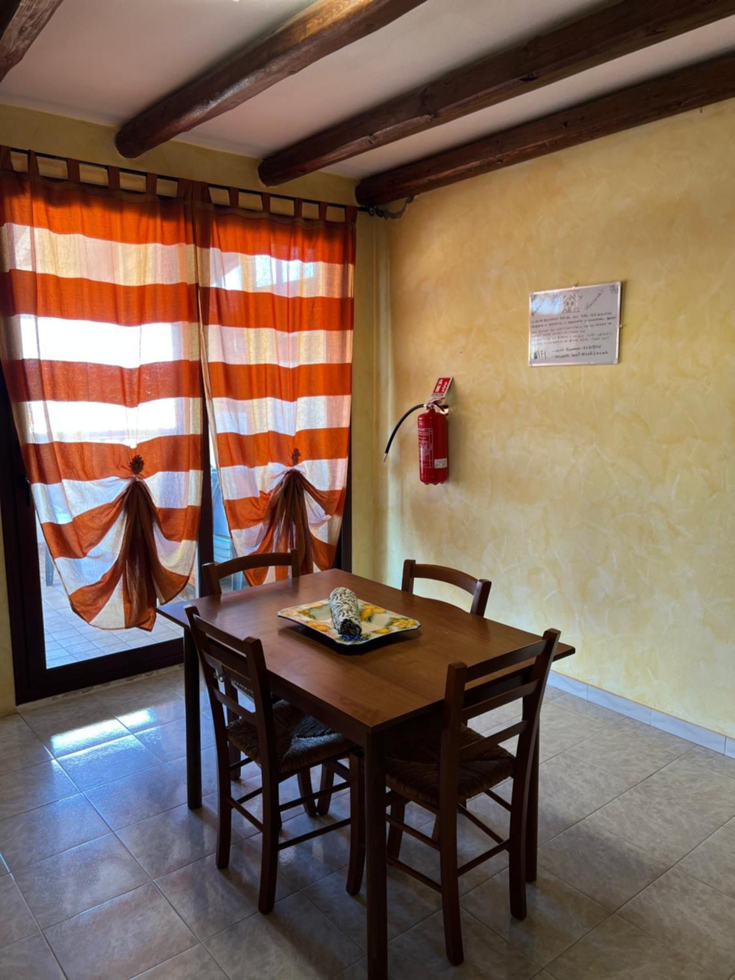 Appartamento Casa Maestrale Gonnesa Esterno foto
